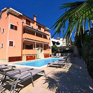  Appartamento Zdjelar